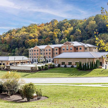 Best Western Plus Franciscan Square Inn & Suites Steubenville Exterior foto