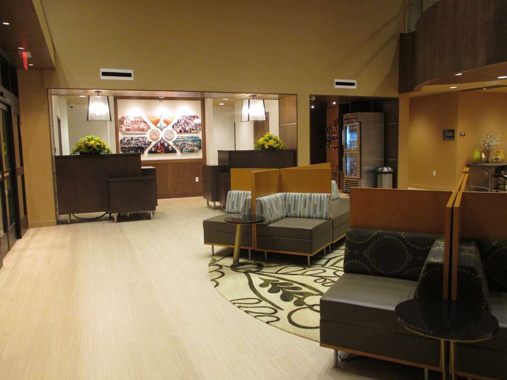 Best Western Plus Franciscan Square Inn & Suites Steubenville Interior foto