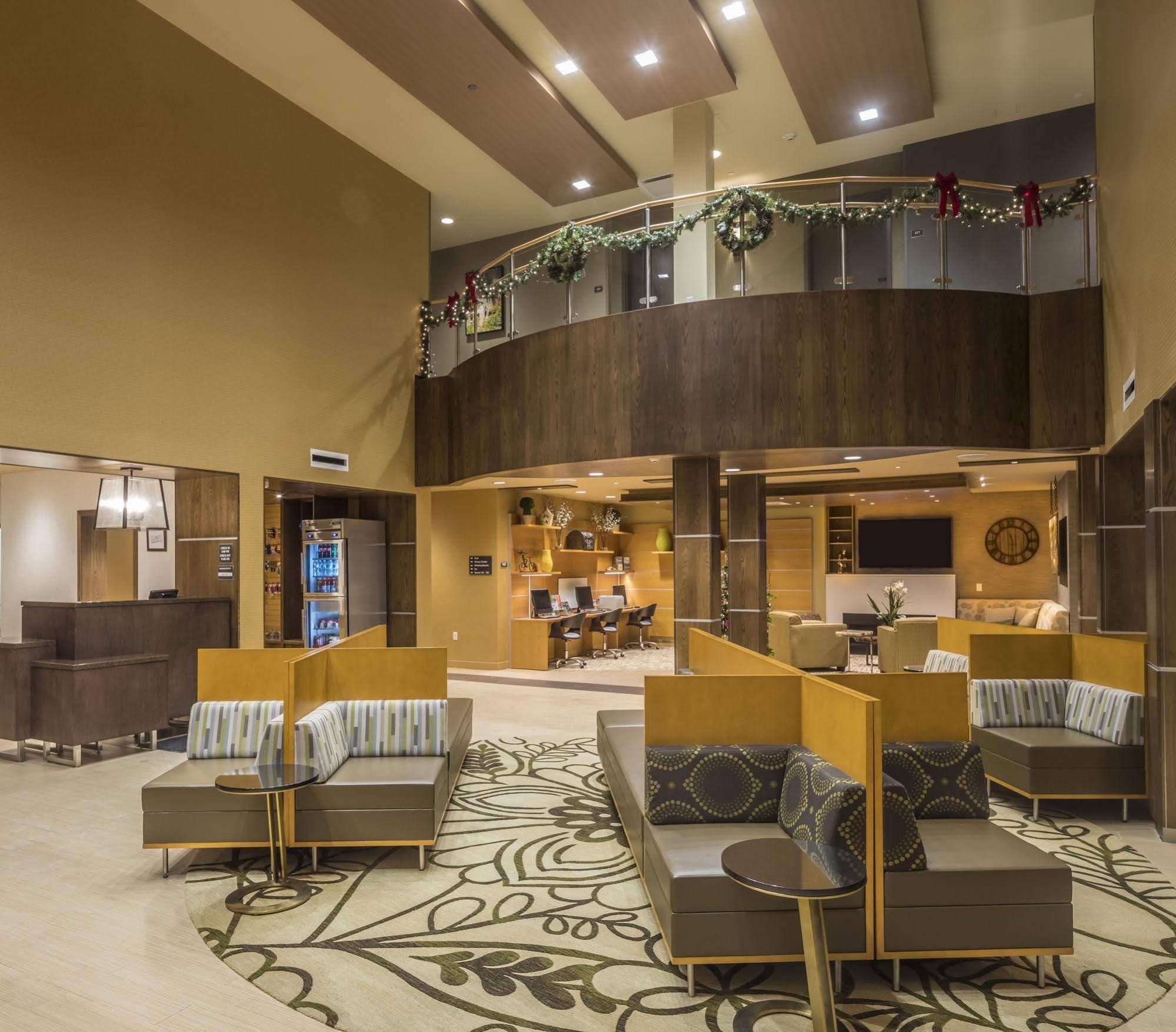 Best Western Plus Franciscan Square Inn & Suites Steubenville Exterior foto